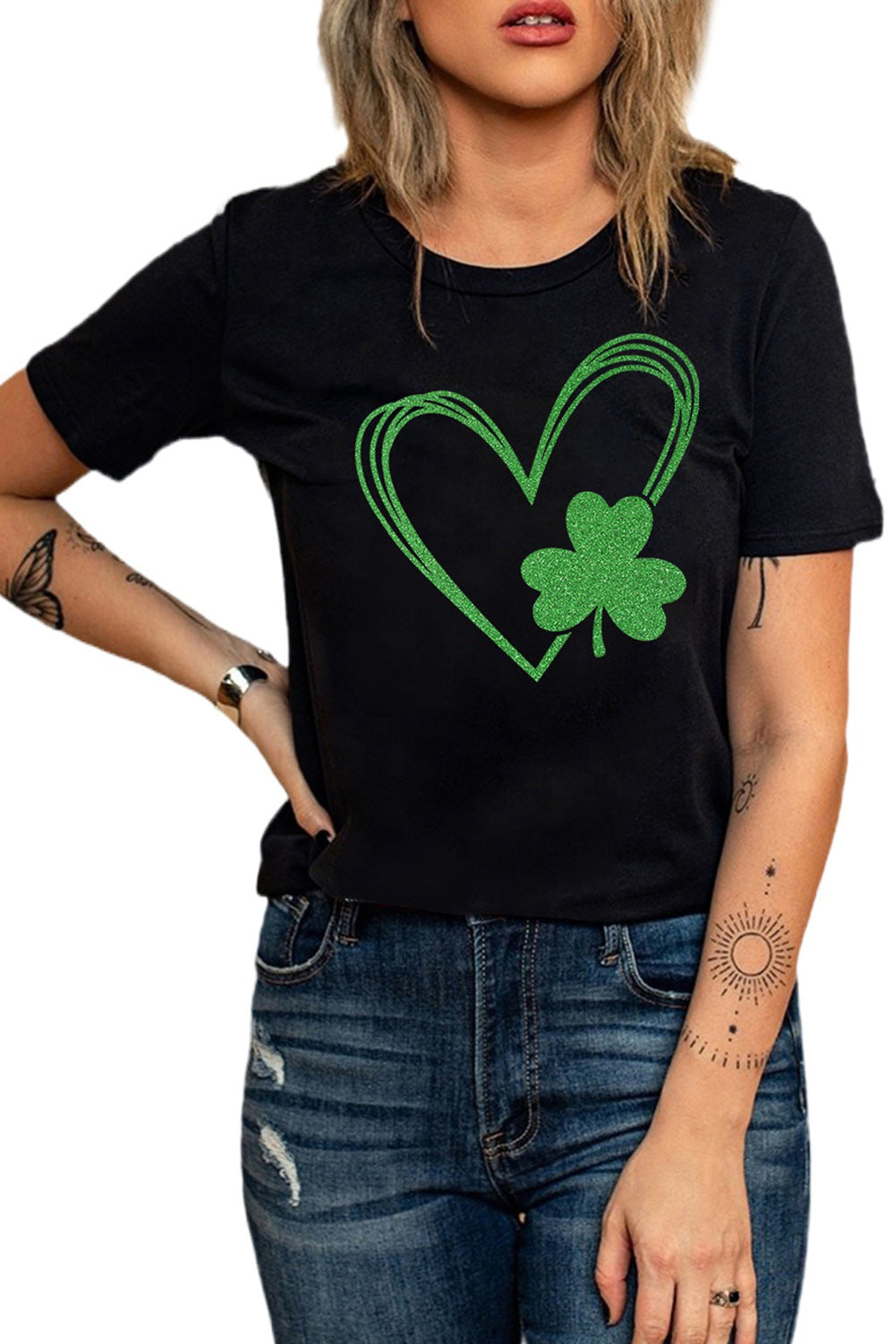 Clover Heart Shaped Graphic Tee | Black