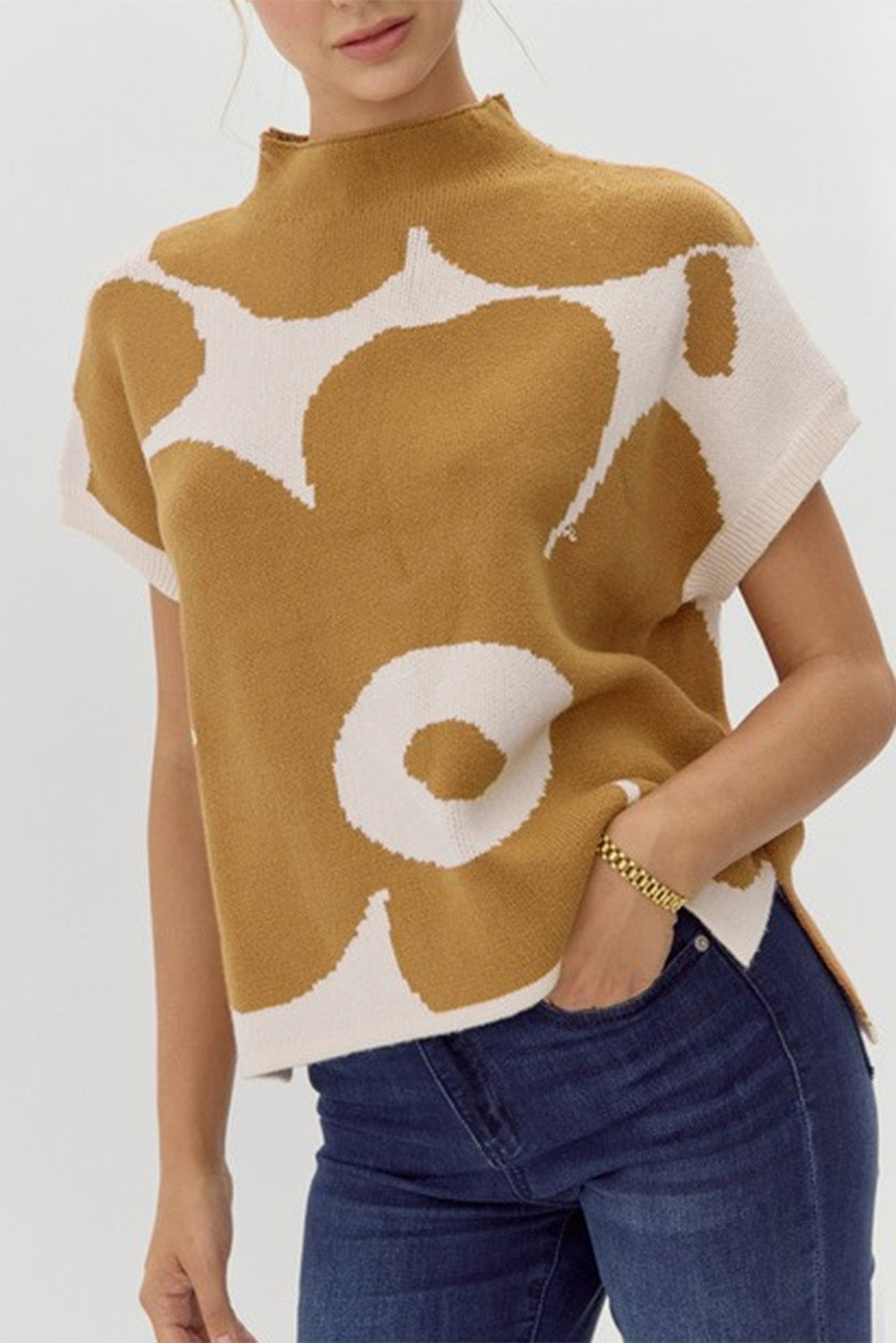 Camel Big Flower Pattern Stand Neck Short Sleeve Sweater