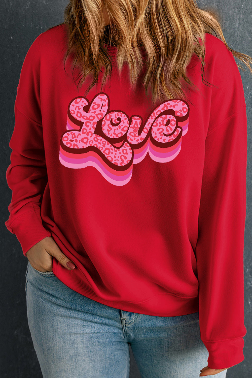 Racing Red Chic Love Letter Graphic Plus Size Valentines Sweatshirt