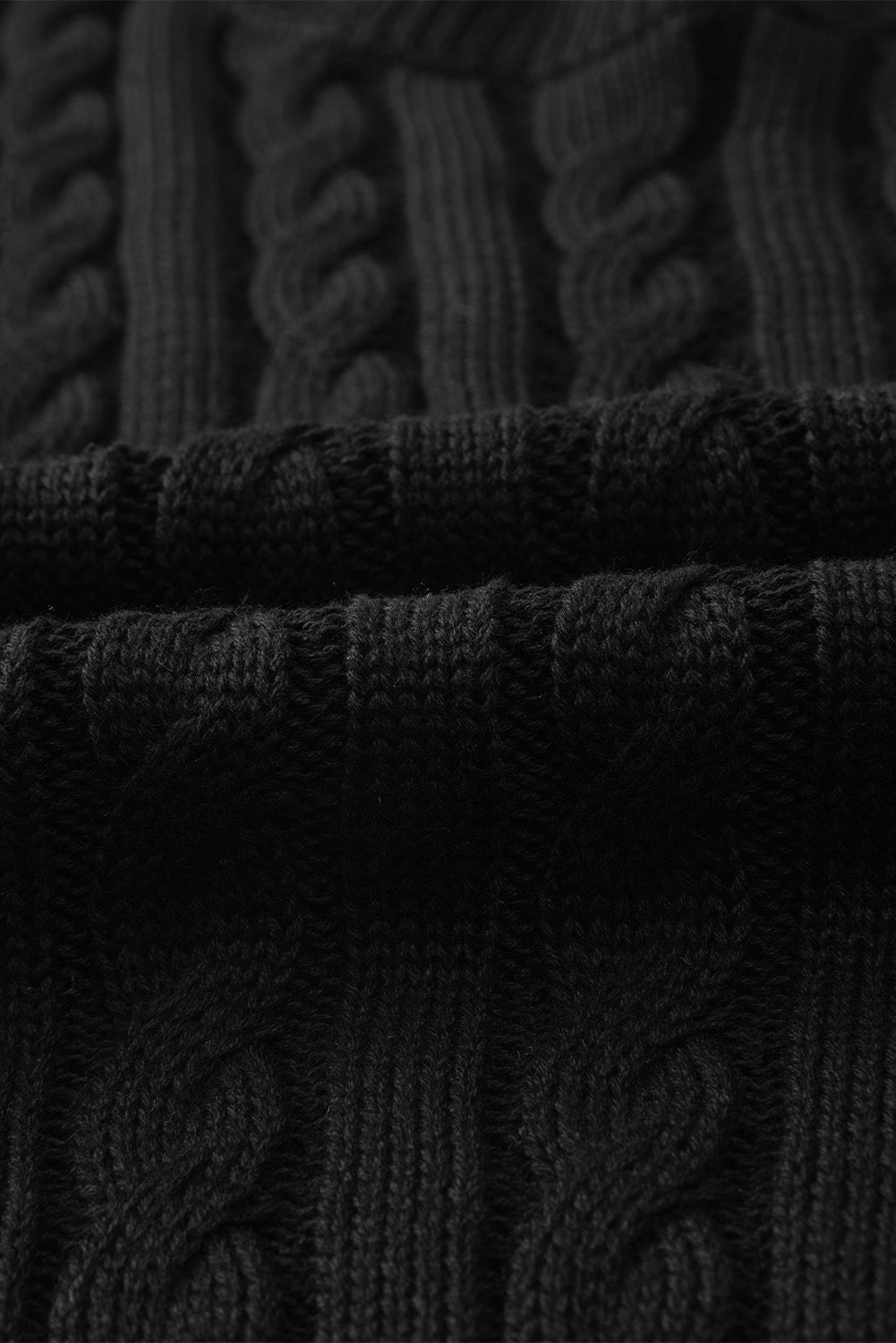 Crew Neck Cable Knit Short Sleeve Sweater | Black