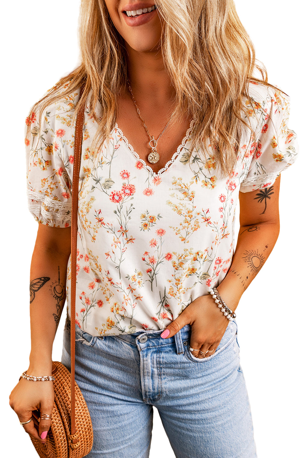 Boho Floral Lace Trim Short Sleeve Blouse | Beige