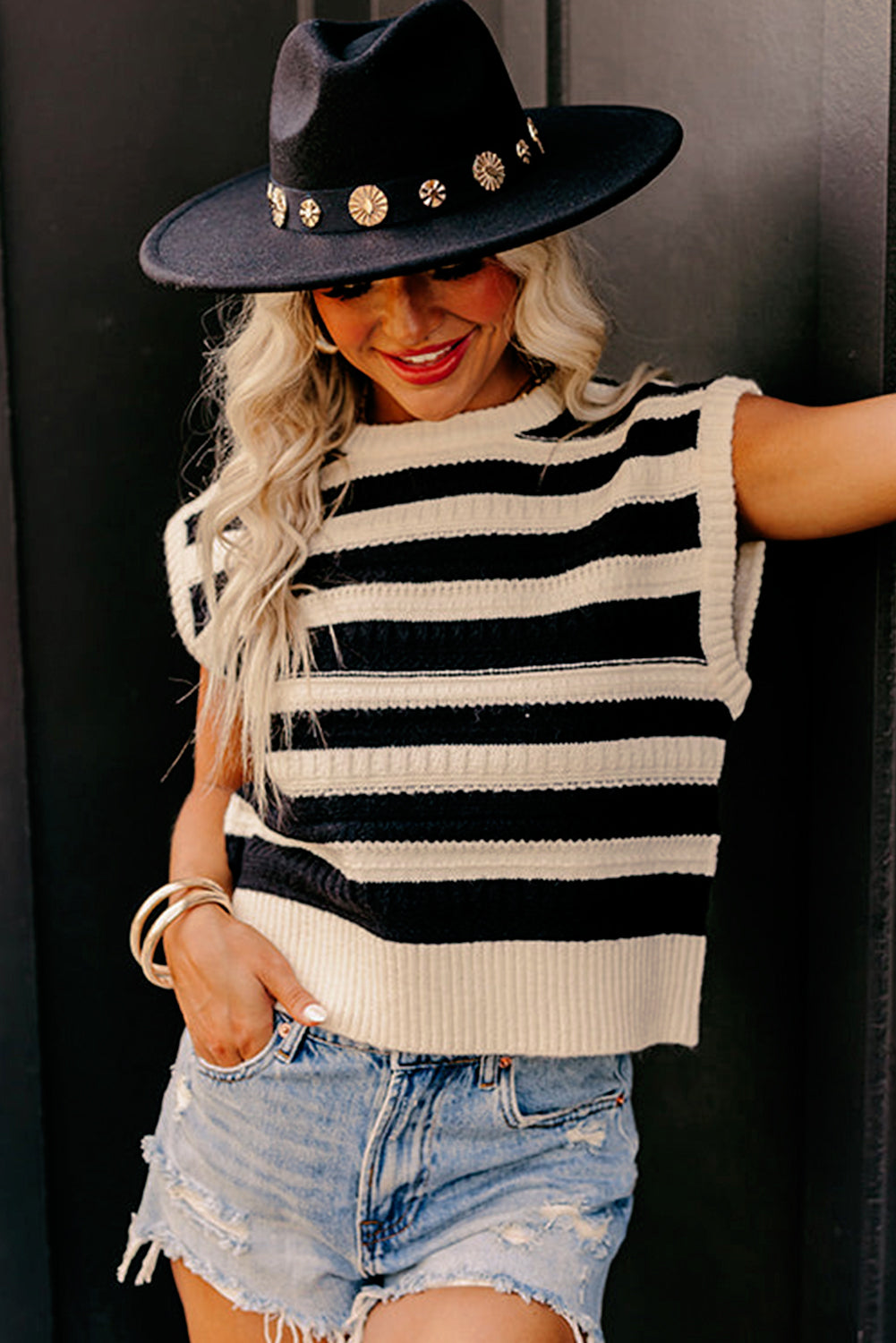 Ribbed Trim Knitted Sweater Vest | Black Stripe