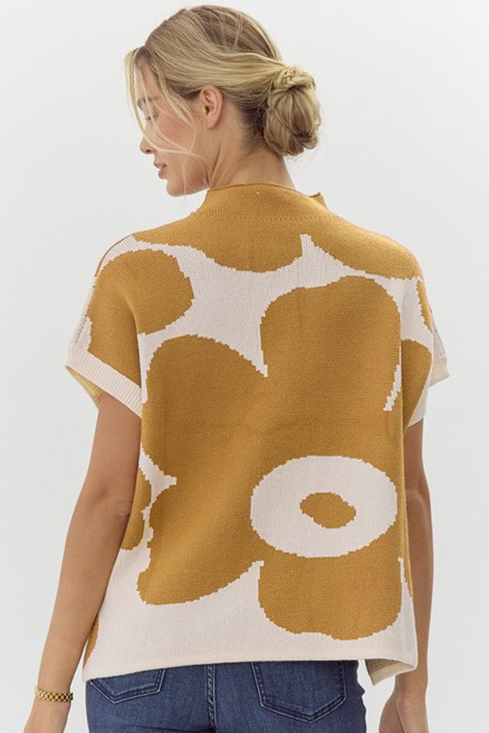 Big Flower Pattern Stand Neck Short Sleeve Sweater | Camel