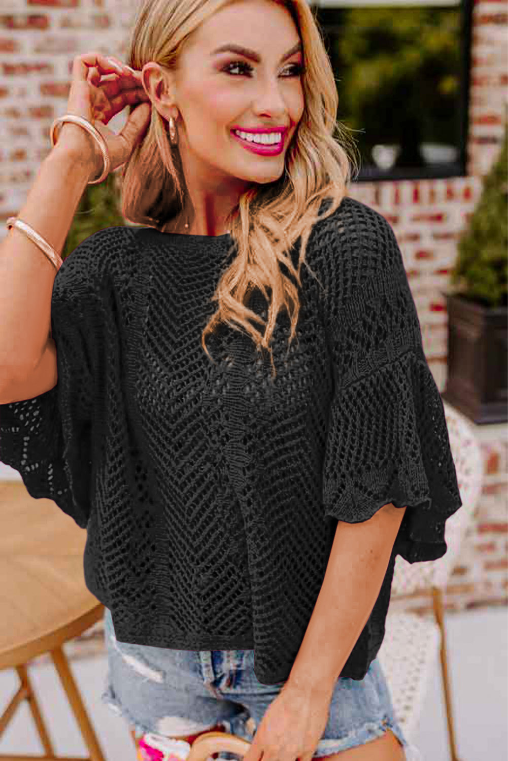 Pointelle Knit Scallop Edge Short Sleeve Top | Black