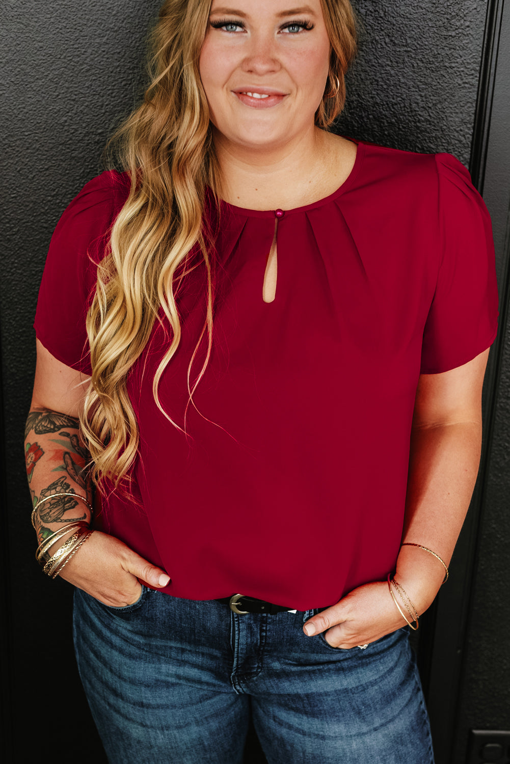 Keyhole Pleated Crew Neck Plus Size T Shirt | Red Dahlia