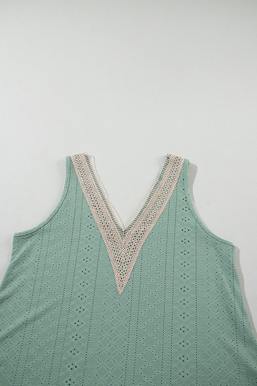 Lace Crochet Splicing V Neck Loose Fit Tank Top | Mist Green