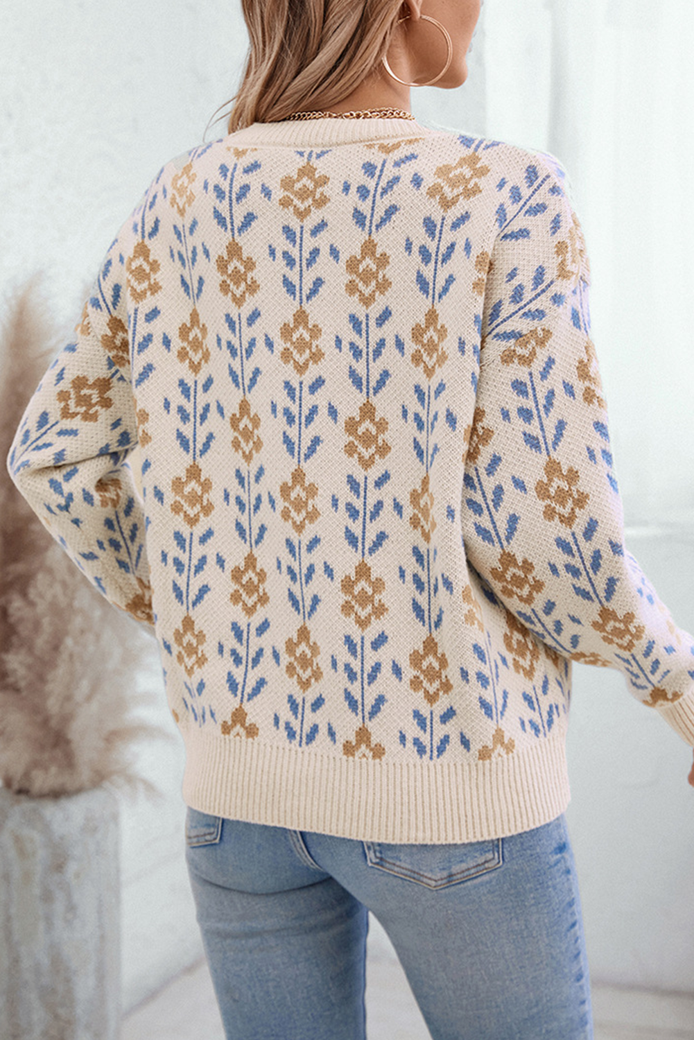 Floral Pattern Crew Neck Sweater | Apricot