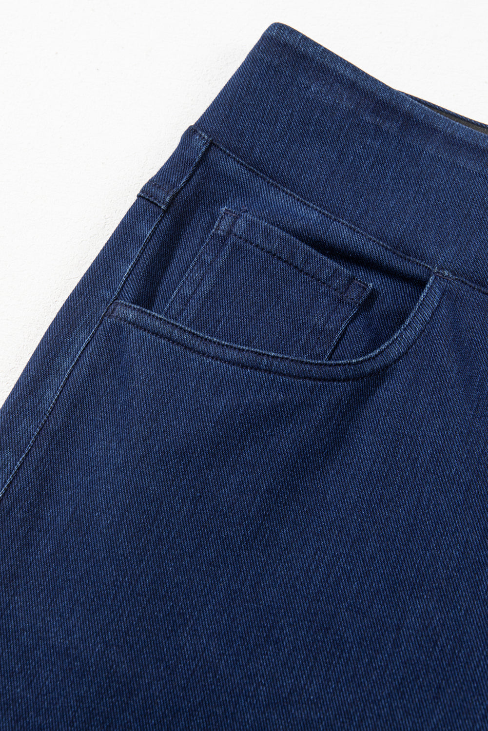 Medium Wash Straight Leg Loose Casual Jeans | Sail Blue