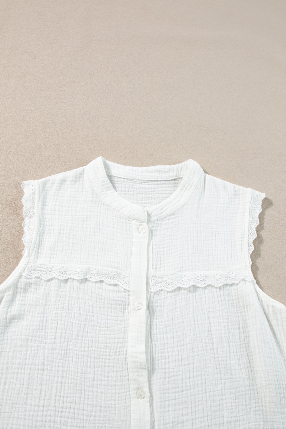 Lace Trim Crinkle Knot Hem Sleeveless Shirt | White