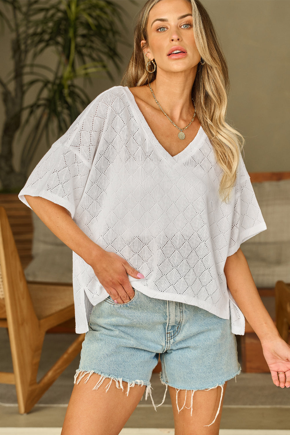 V Neck Knitted Flowy Blouse | White