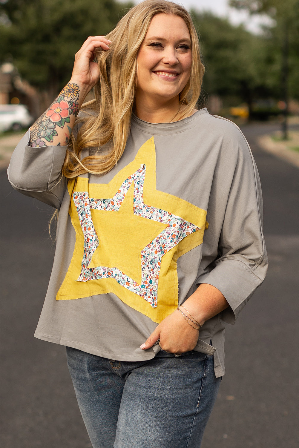 Floral Star Patched Pattern 3/4 Sleeve Plus Size Top | Medium Grey