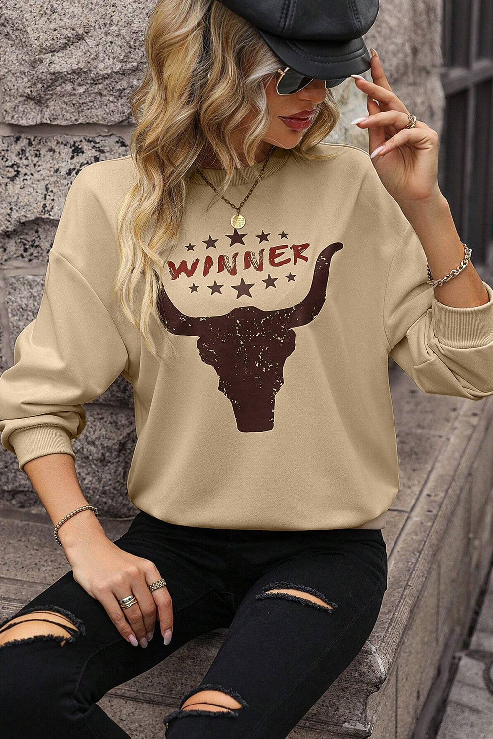 Winner Steer Head Graphic Sweatshirt | Khaki