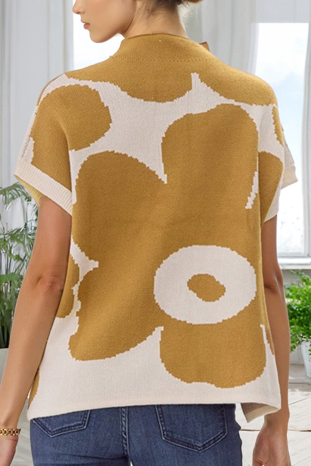 Big Flower Pattern Stand Neck Short Sleeve Sweater | Camel