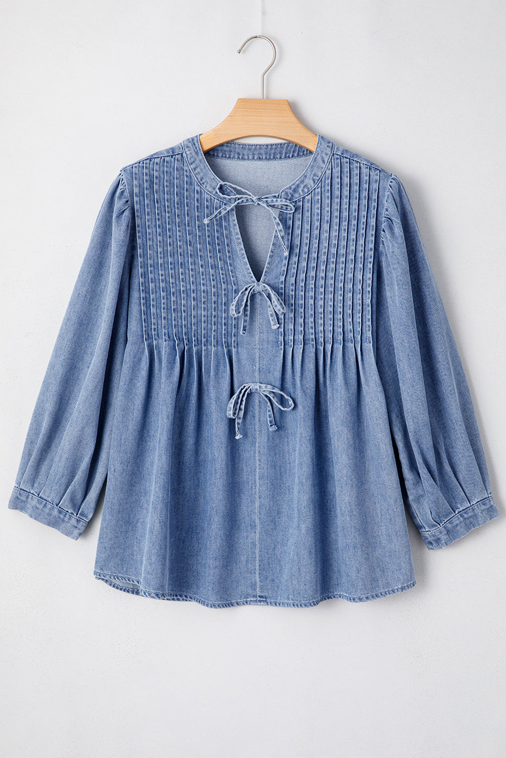 Denim Front Pintuck Bow Tie Puff Sleeve Top | Myosotis