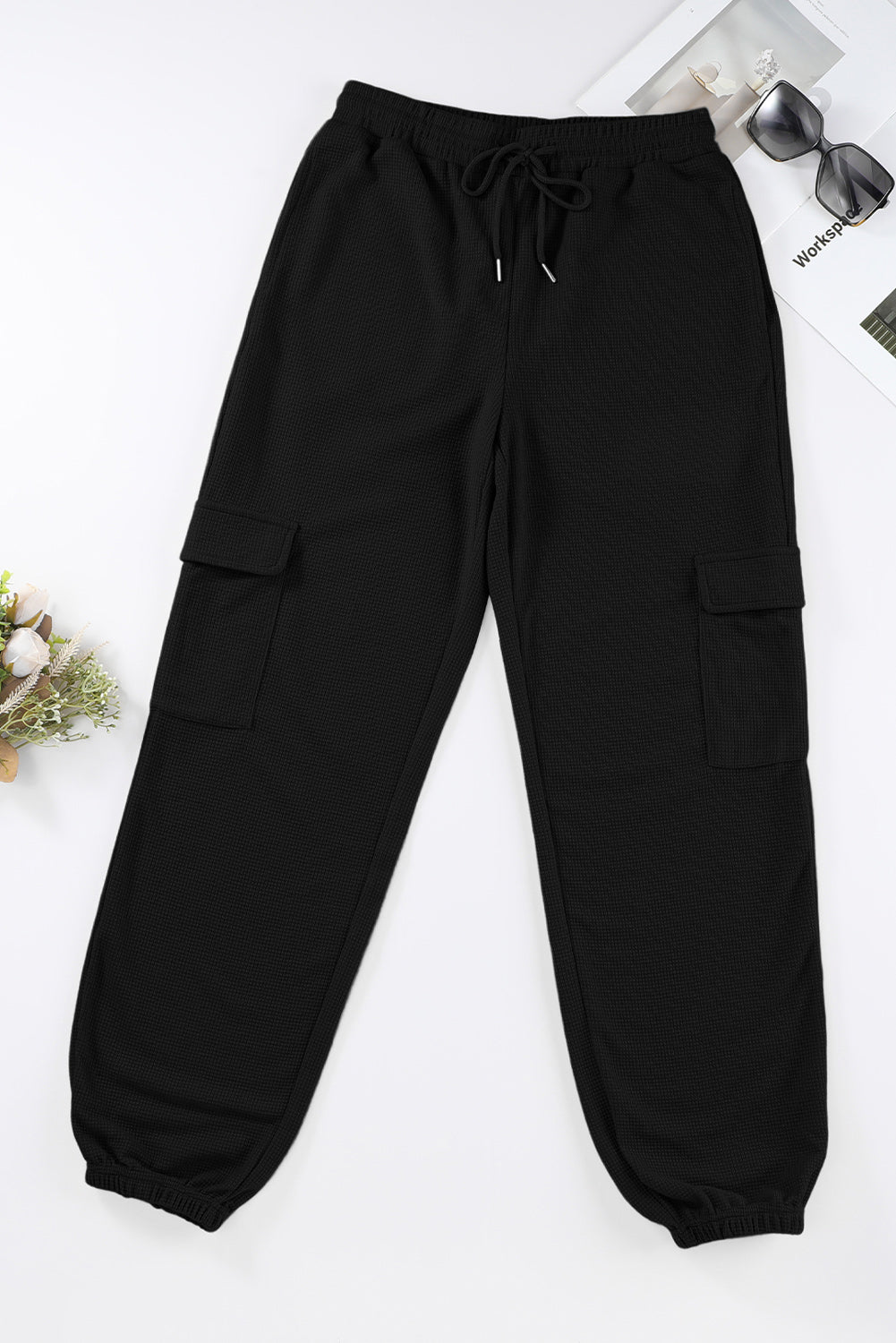 Waffle Texture Cargo Pocket Jogger Pants | Black