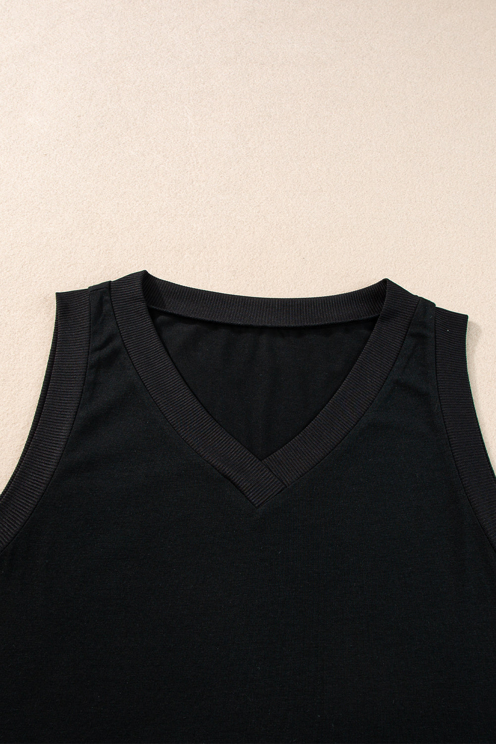 Ribbed V Neck Tank | Black