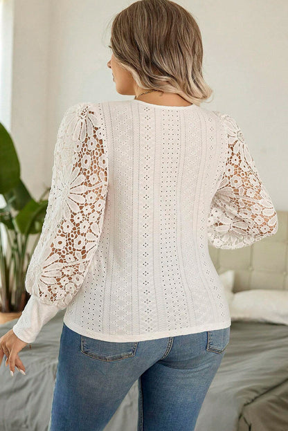 Contrast Floral Guipure Lace Lantern Sleeve U Neck Plus Size Blouse | Apricot