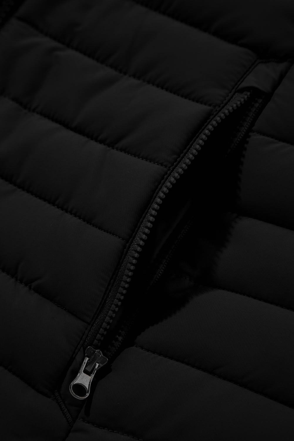 Plush Collared Quilted Zipped Puffer Vest | Black