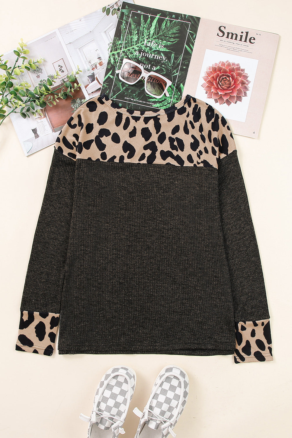 Leopard Contrast Trim Knit Top | Black