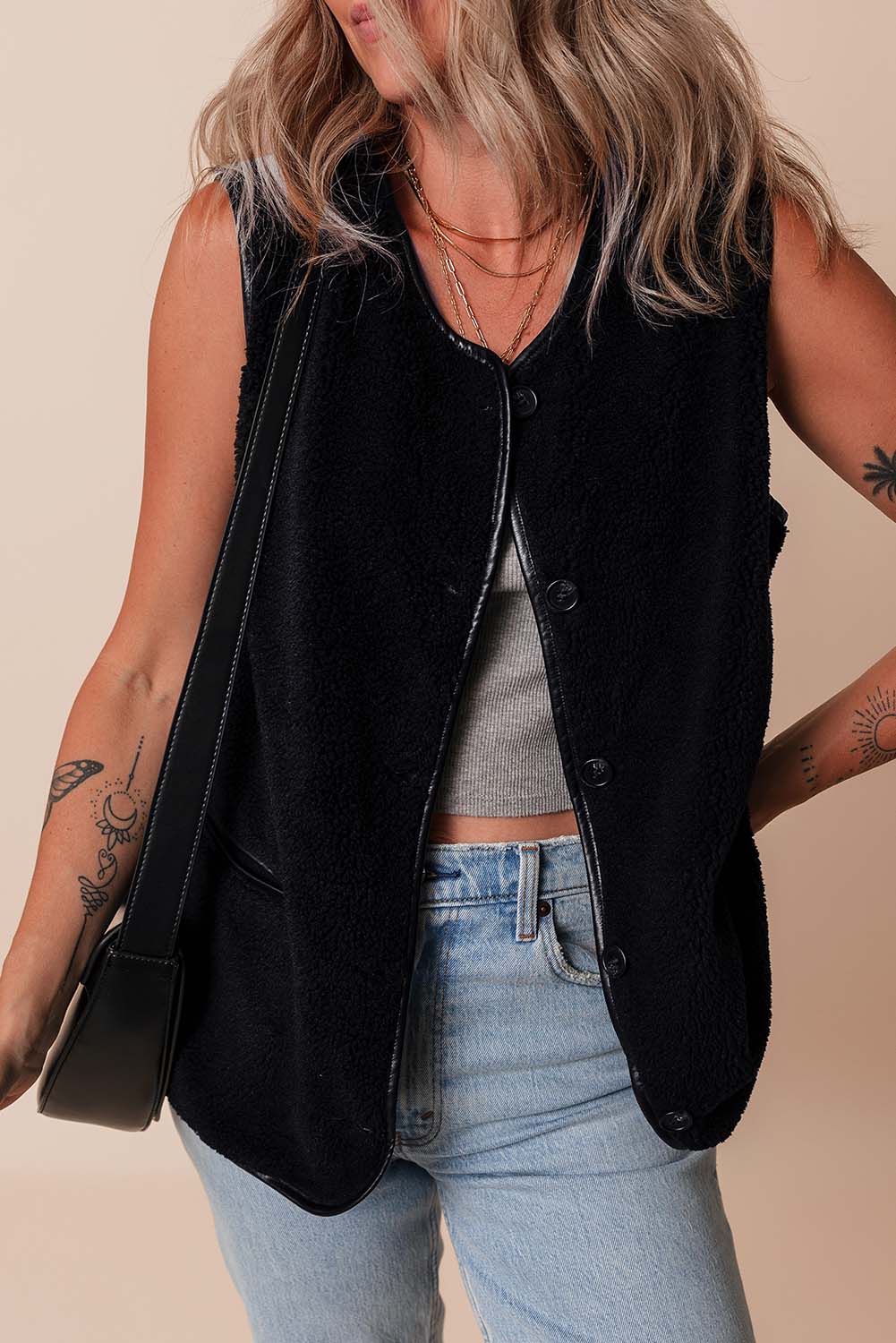 Leather Contrast Side Pockets Buttoned Fleece Vest | Black