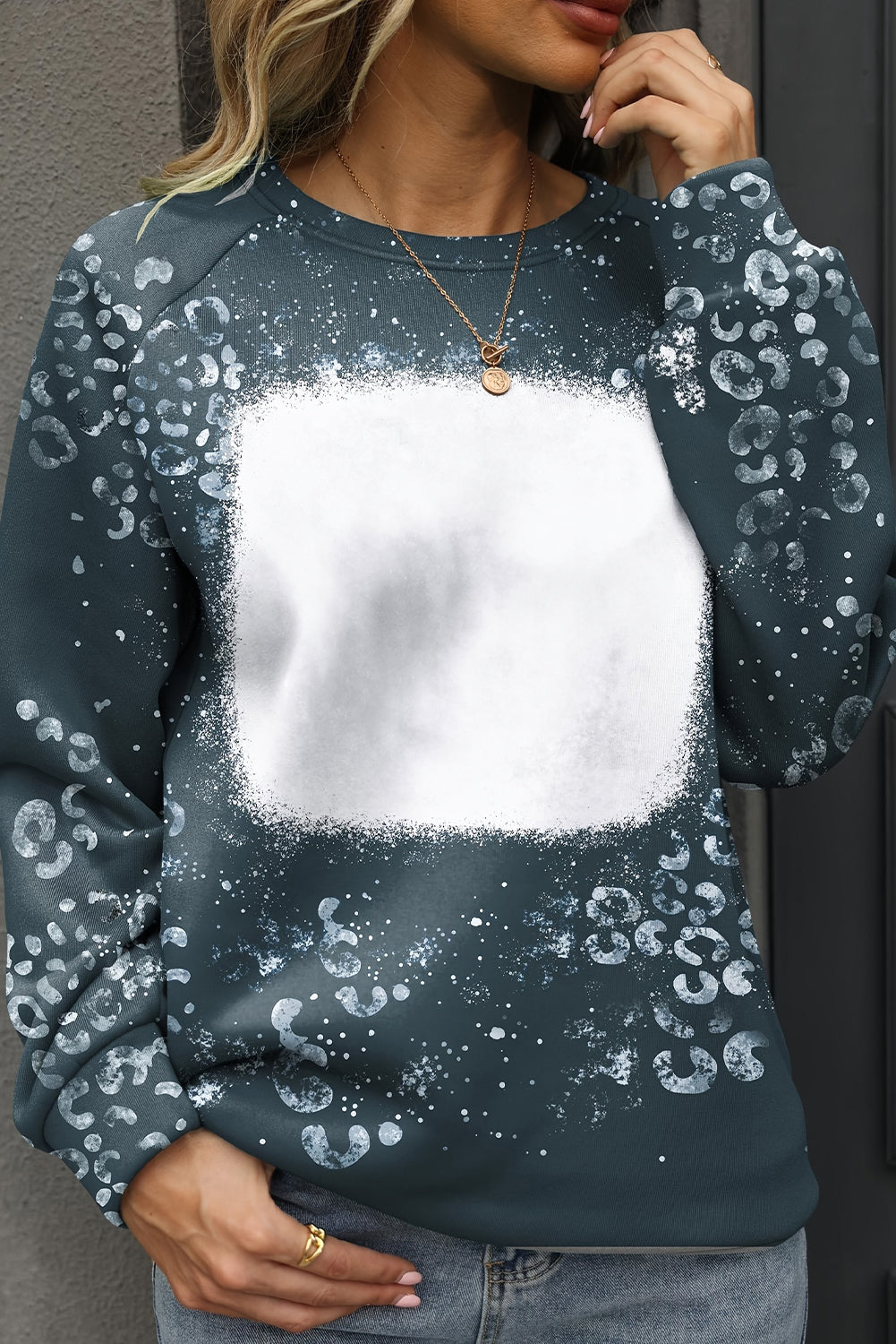 Leopard Bleached Raglan Sleeve Crewneck Sweatshirt | Blue