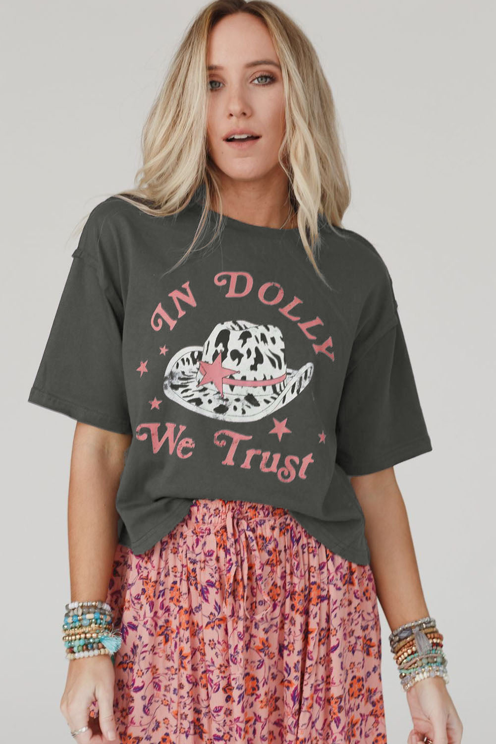 We Trust In Dolly Western Fashion Graphic Tee | Gray