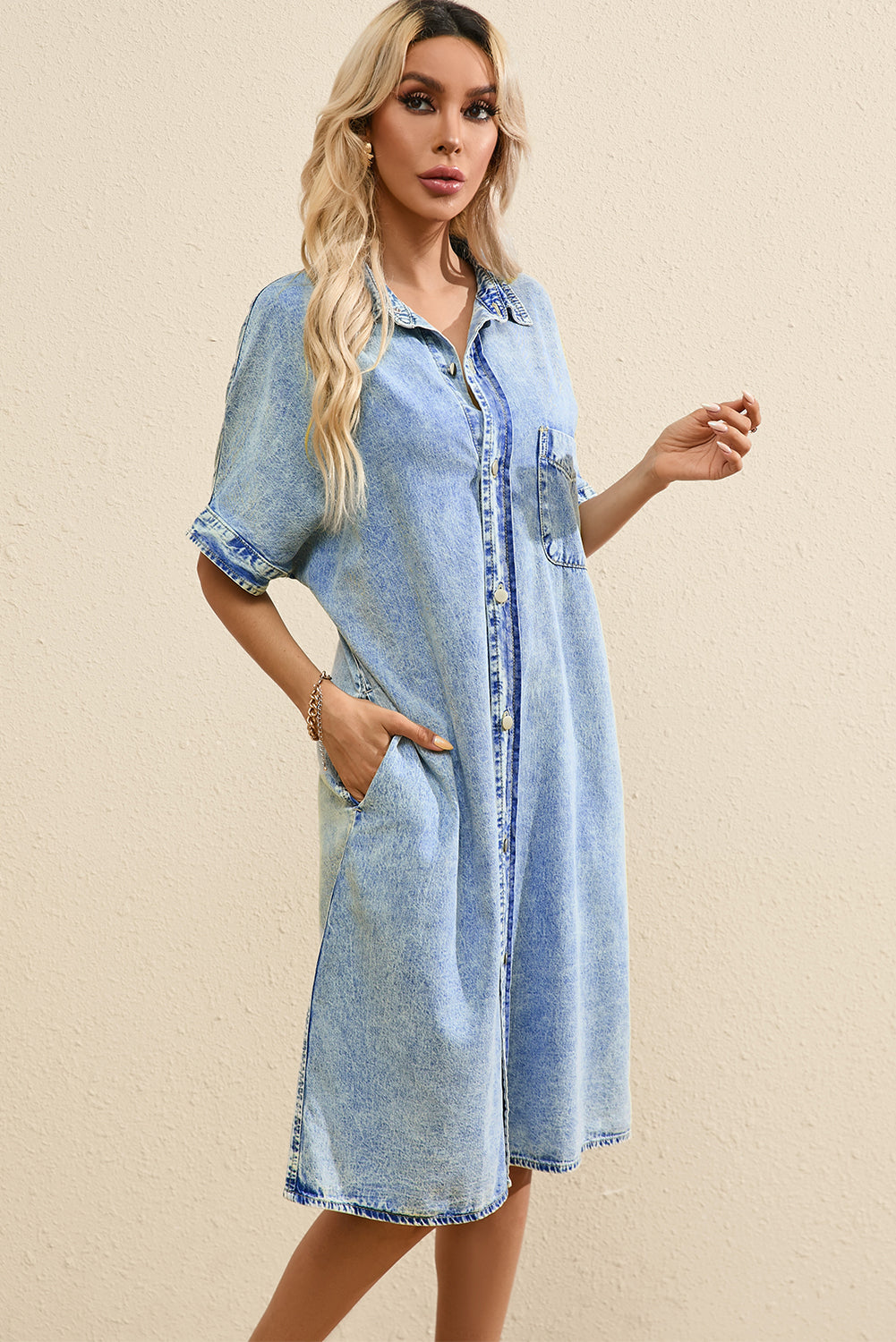 Loose Medium Wash Short Sleeve Shirt Chambray Dress | Light Blue