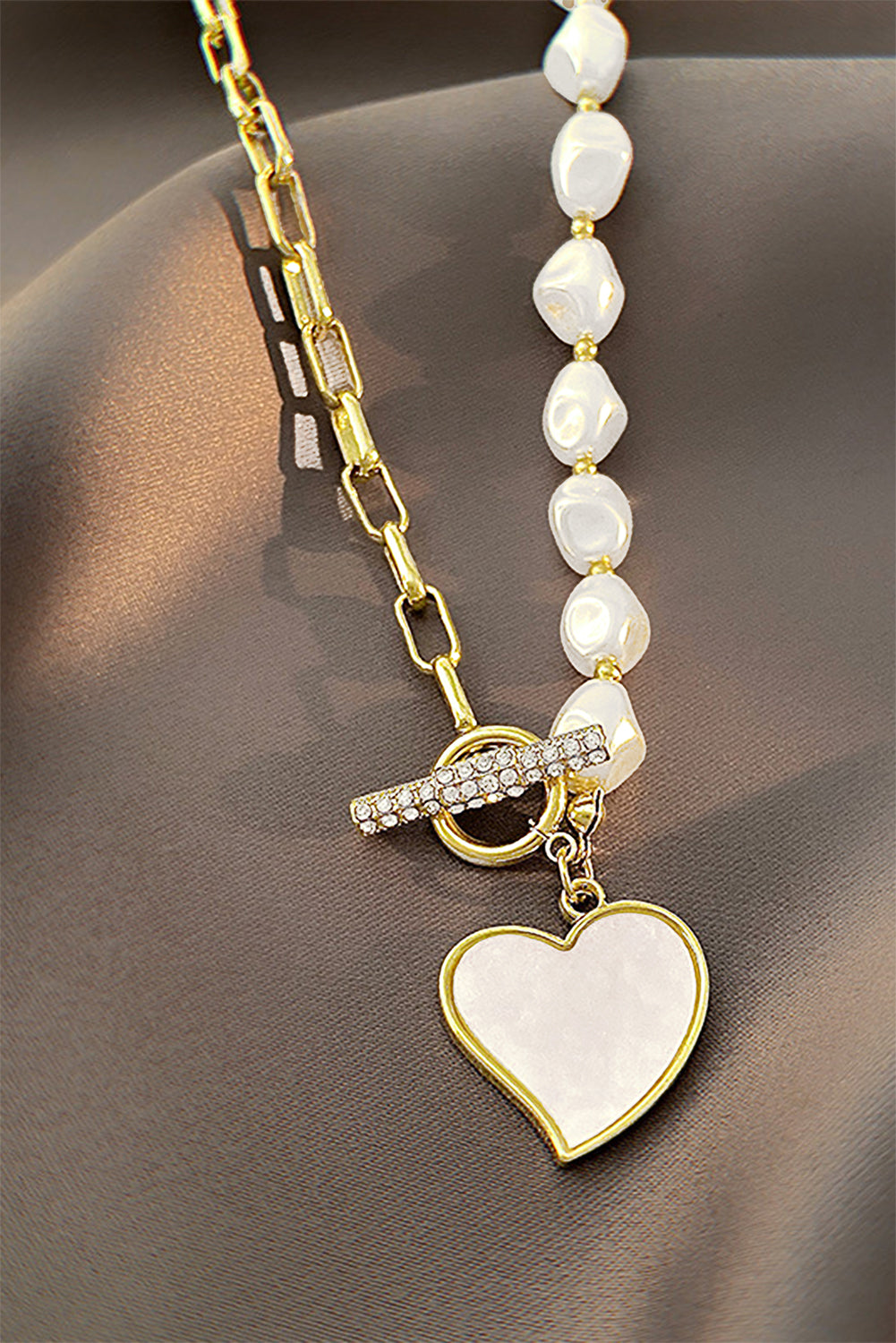 Heart Shape Pendant Rhinestone Decor Pearl Chain Necklace | Gold