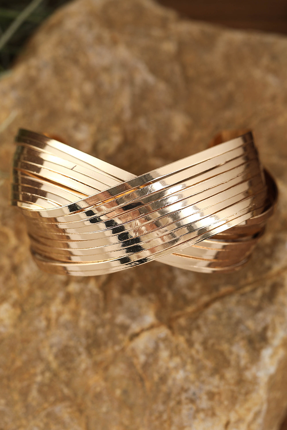 Textured Crossover Metal Cuff Bracelet | Gold