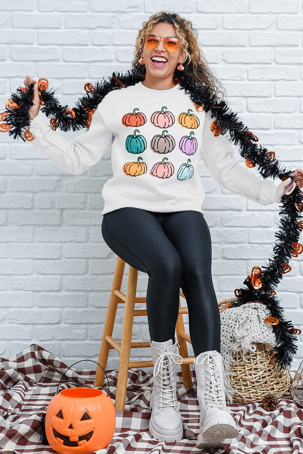 Vibrant Pumpkins Print Crew Neck Halloween Sweatshirt | Beige