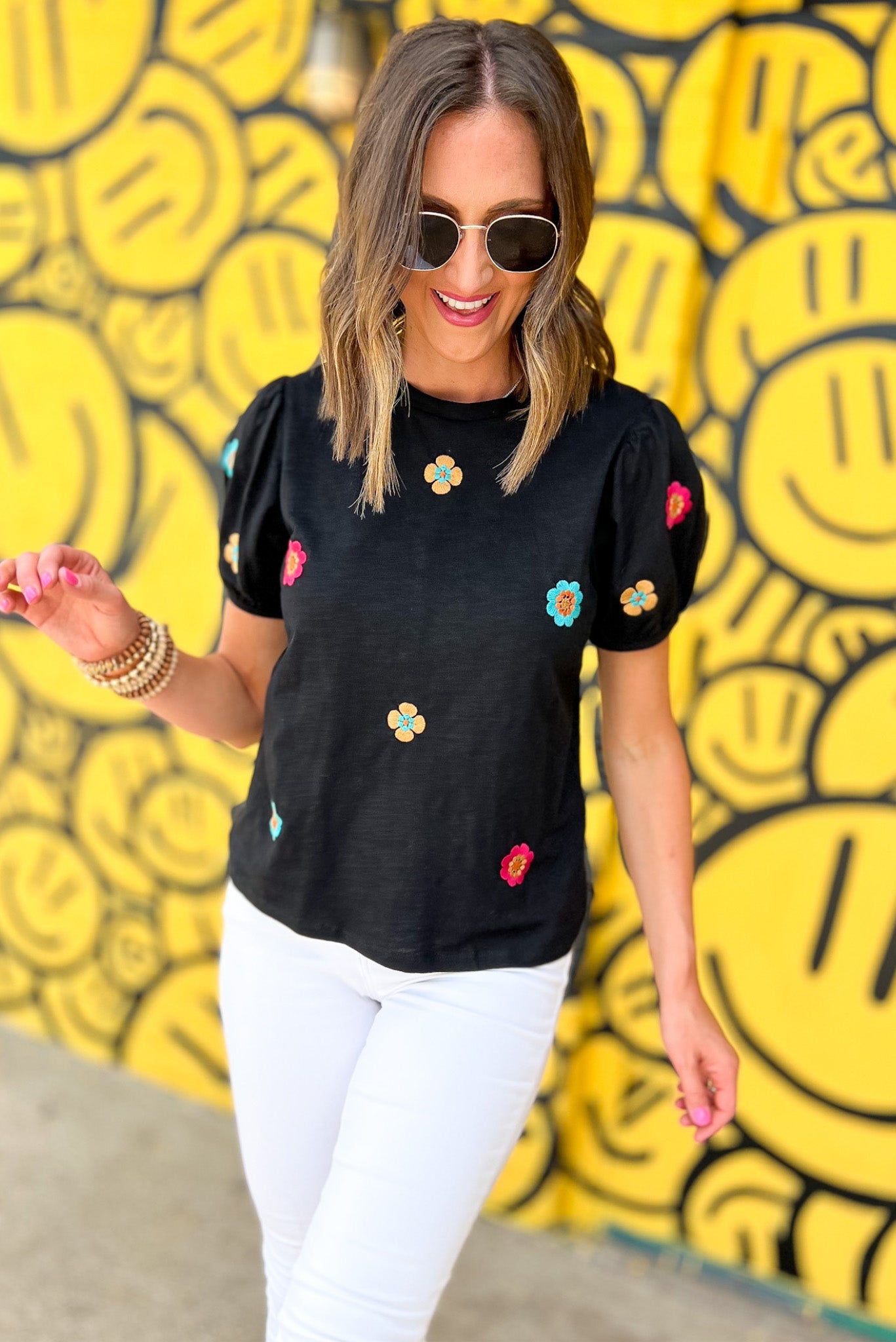 Embroidered Flower Short Puff Sleeve Tee | Black