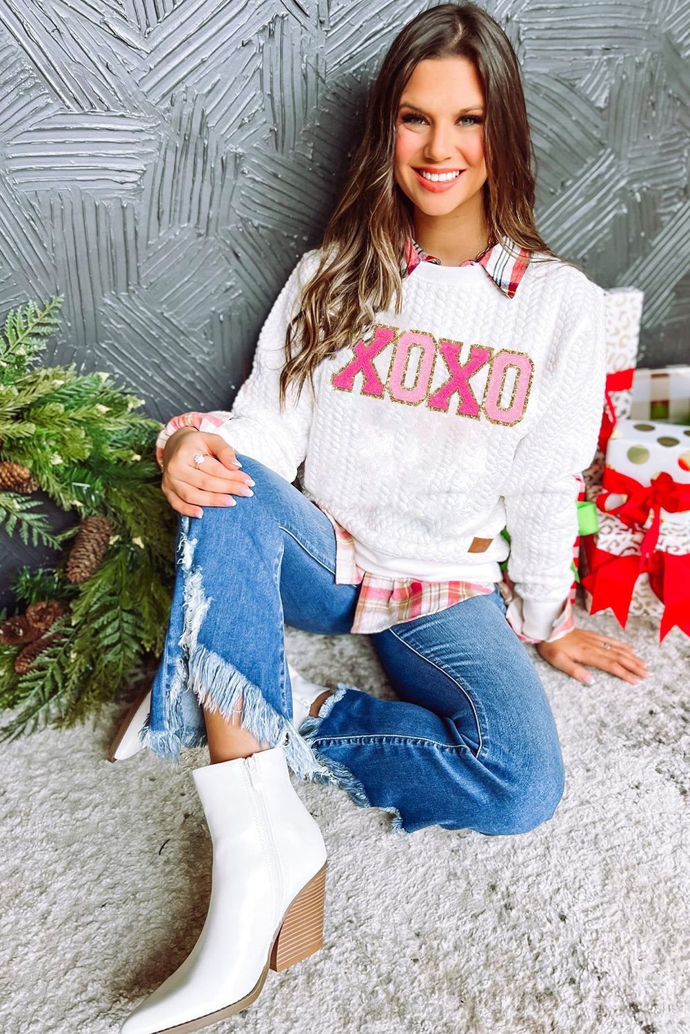 Xoxo Glitter Chenille Cable Knit Pullover Sweatshirt | White