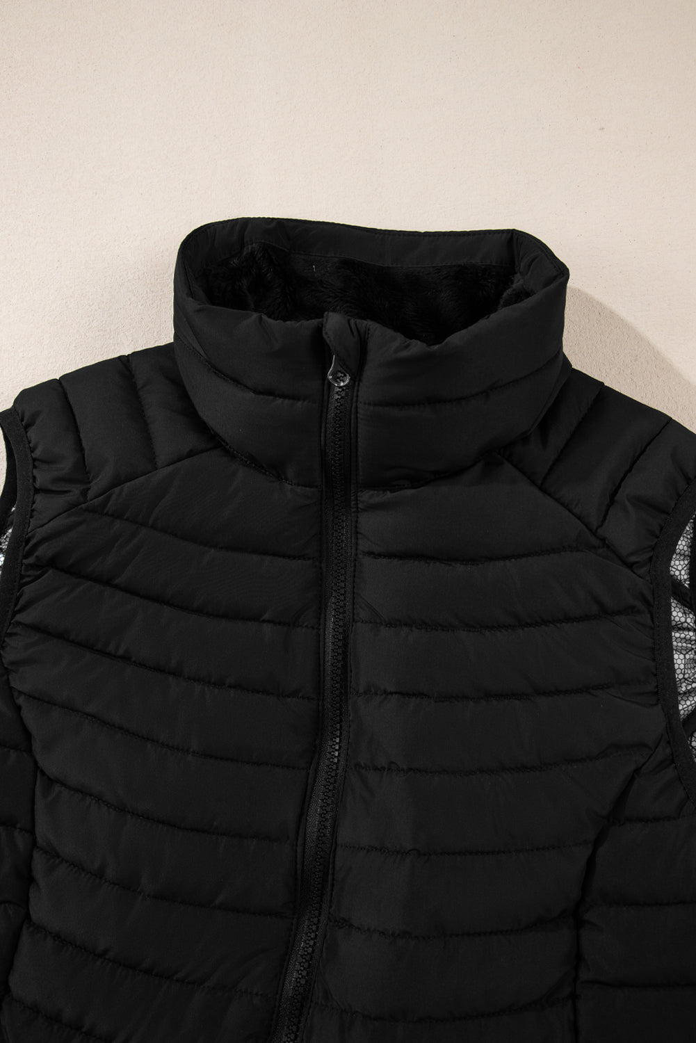 Plush Collared Quilted Zipped Puffer Vest | Black