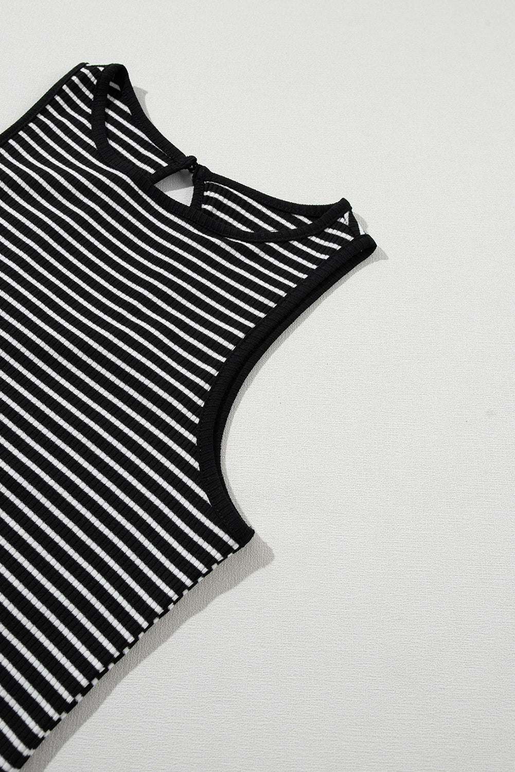 Striped Print Ribbed Knit Sleeveless Top | Black