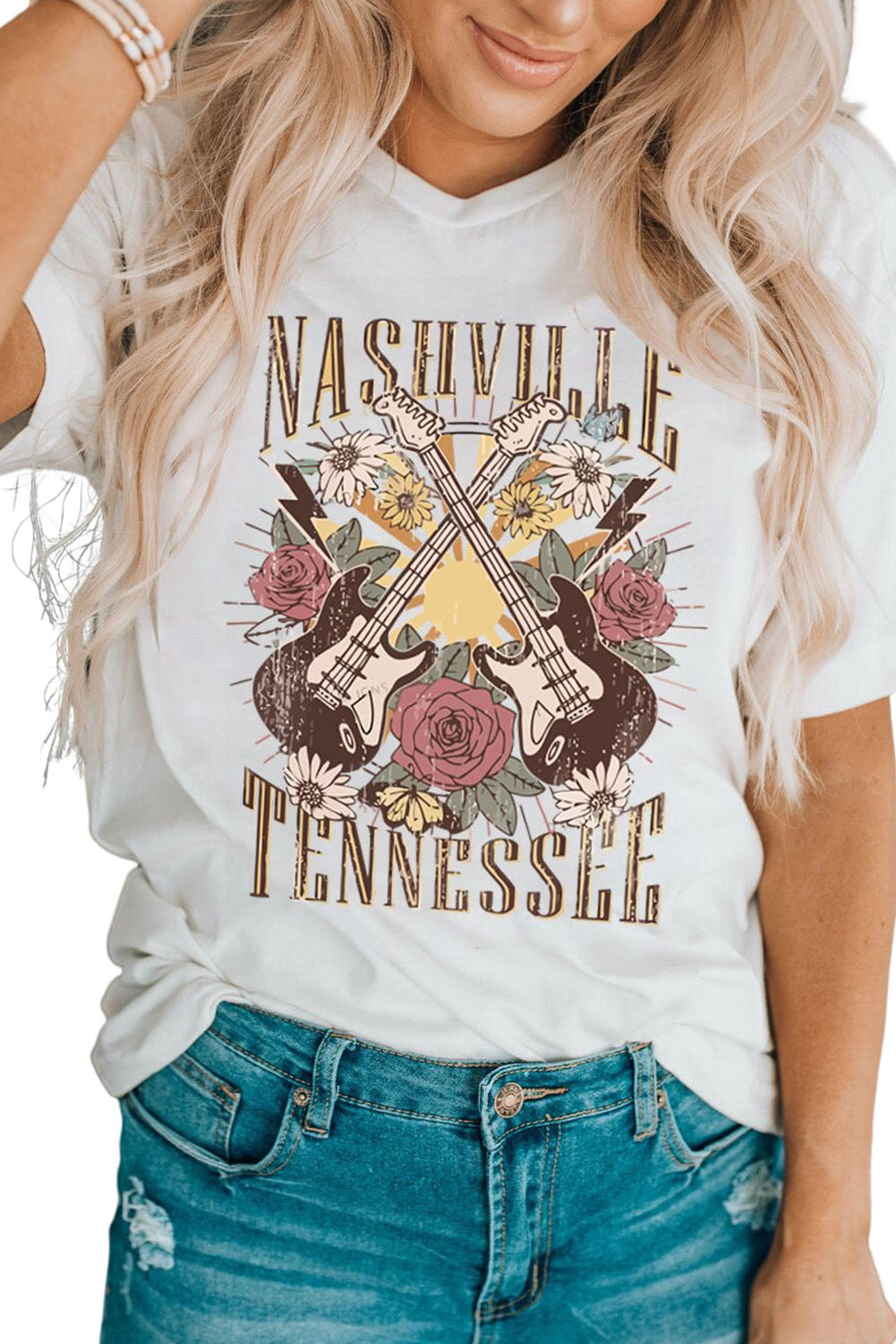 Nashville Tennessee Guitar Rose Graphic Crewneck Tee | White