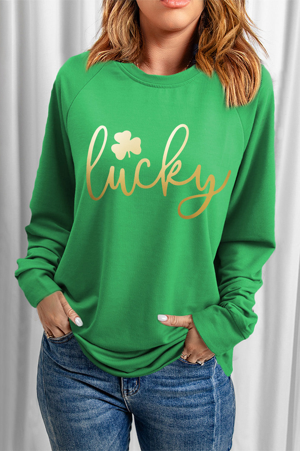 Lucky Glitter Graphic Raglan Sleeve Pullover Sweatshirt | Green