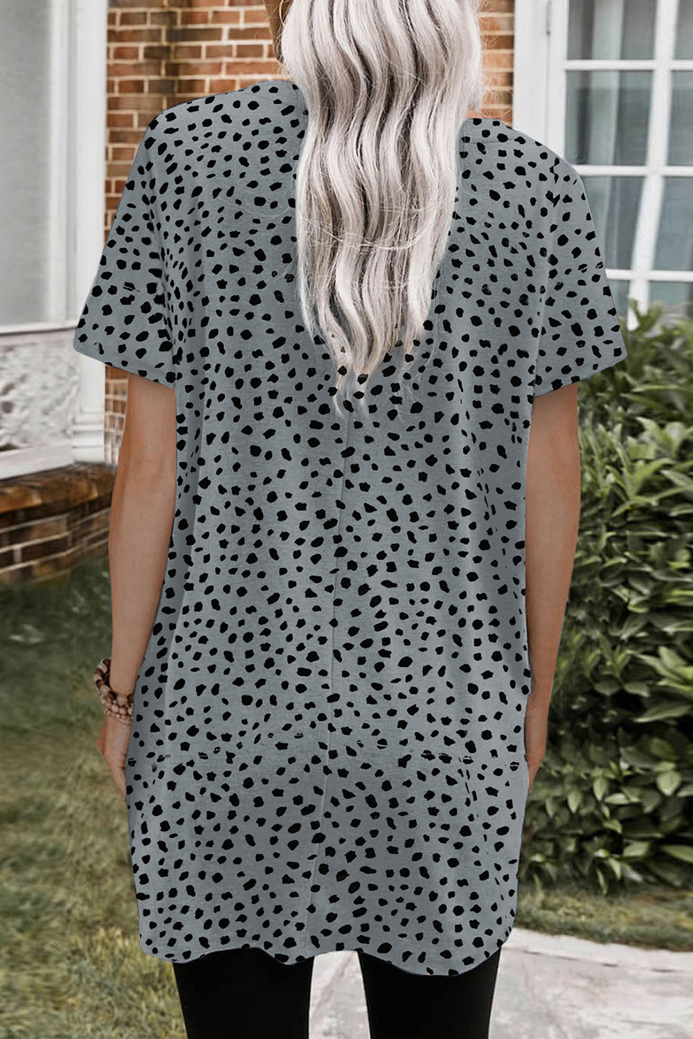 Leopard Print Side Pockets Tunic Top | Gray