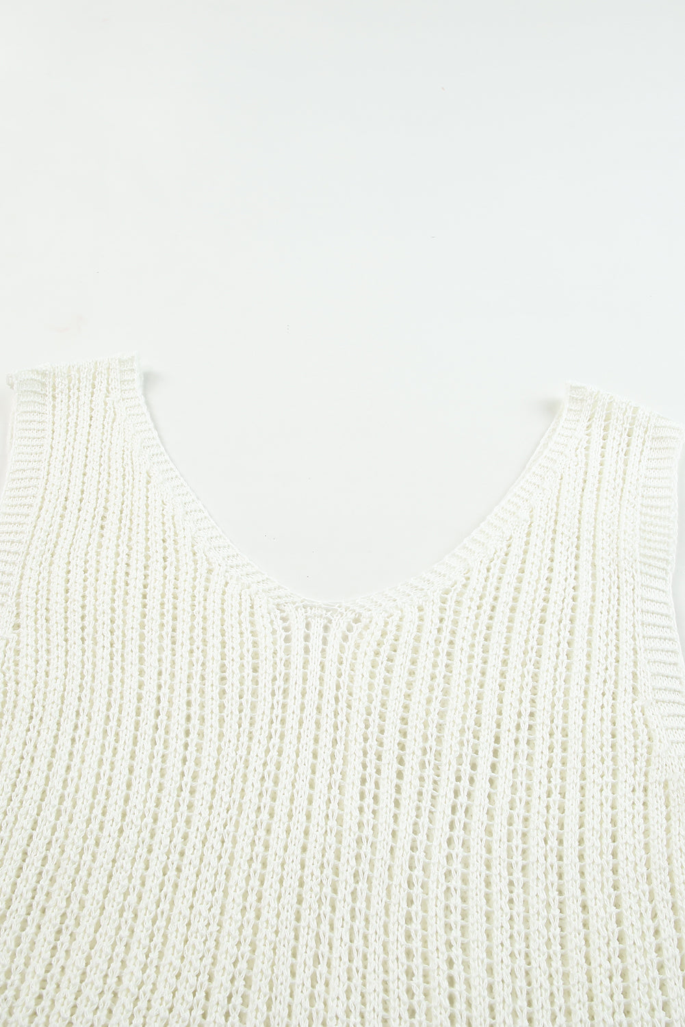 Hollowed Knit V Neck Tank Top | White