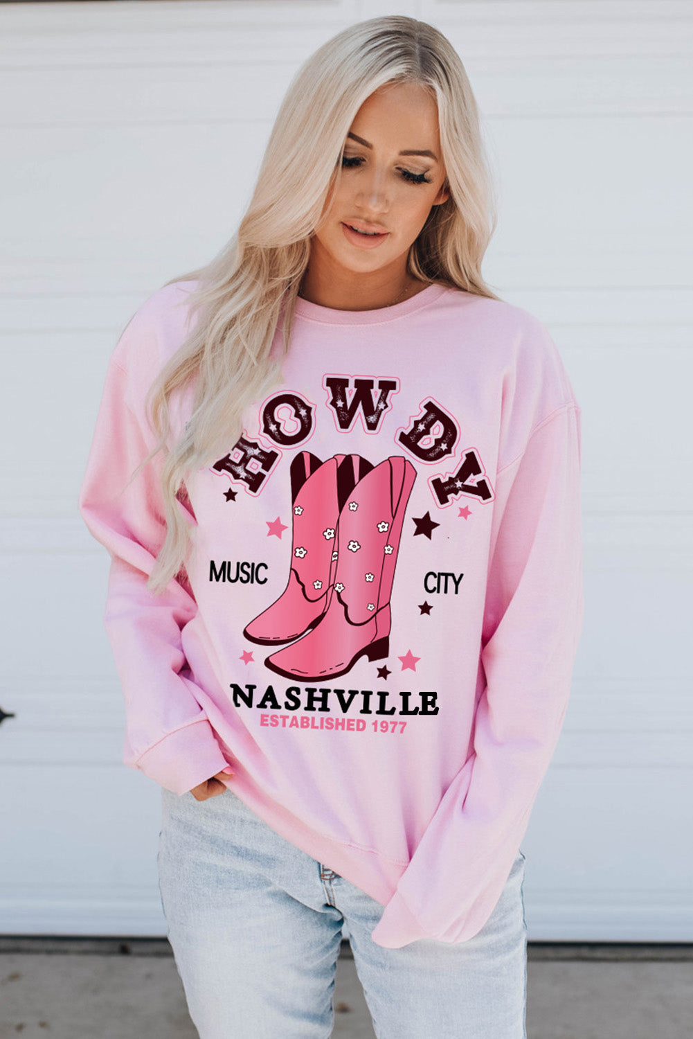 Howdy Nashville Vintage Western Graphic Sweatshirt | Pink