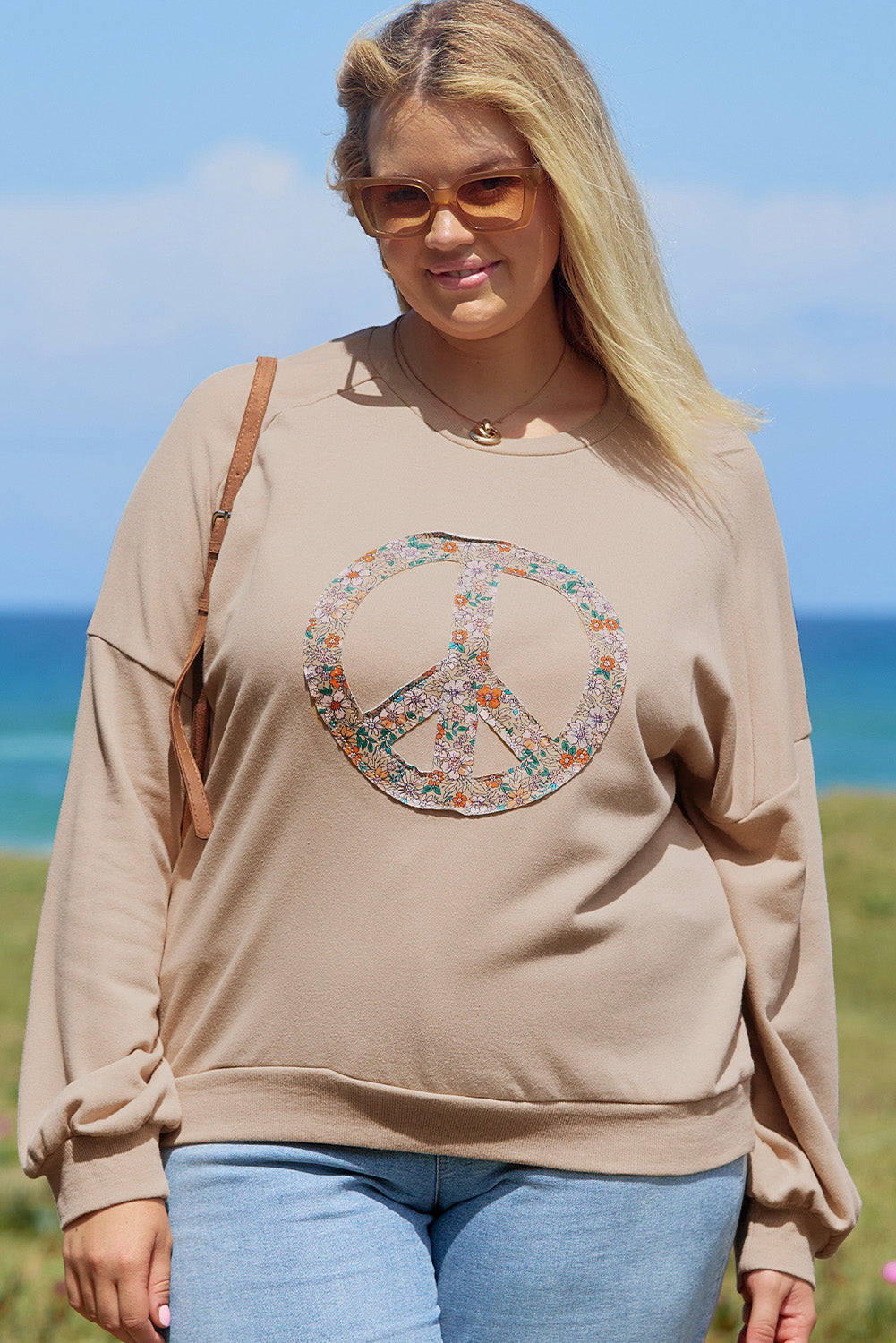 Floral Peace Sign Graphic Washed Terry Plus Size Sweatshirt | Pale Khaki