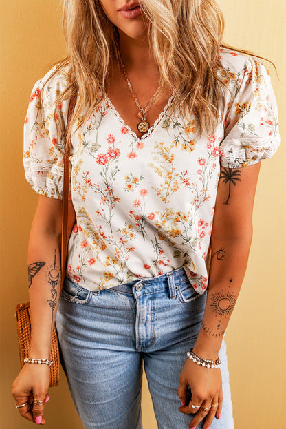 Boho Floral Lace Trim Short Sleeve Blouse | Beige