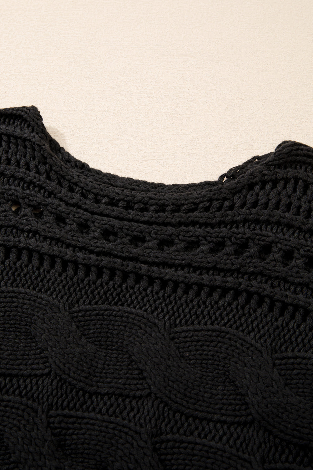 Hollow-Out Cable Knit Cropped Sweater | Black