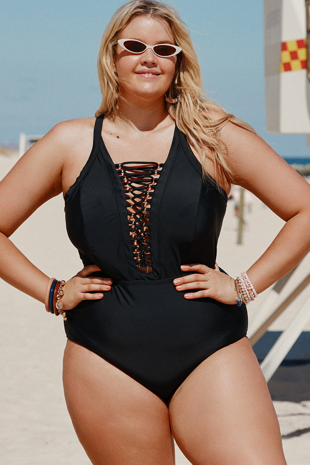 Solid  Crisscross Plunge V Neck Plus Maillot Swimwear | Black