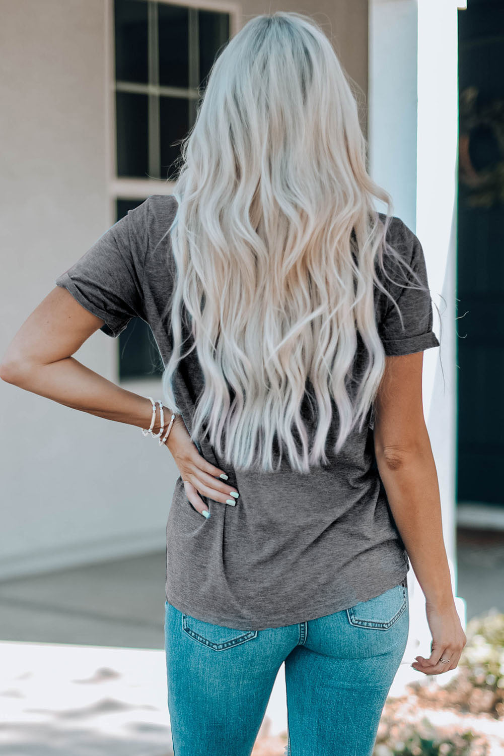 Mama Cowhide Graphic Tee | Gray