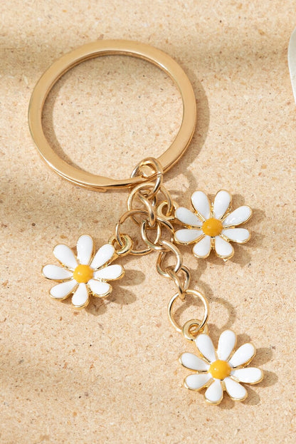 Cute Daisy Shape Ornament Key Ring | White