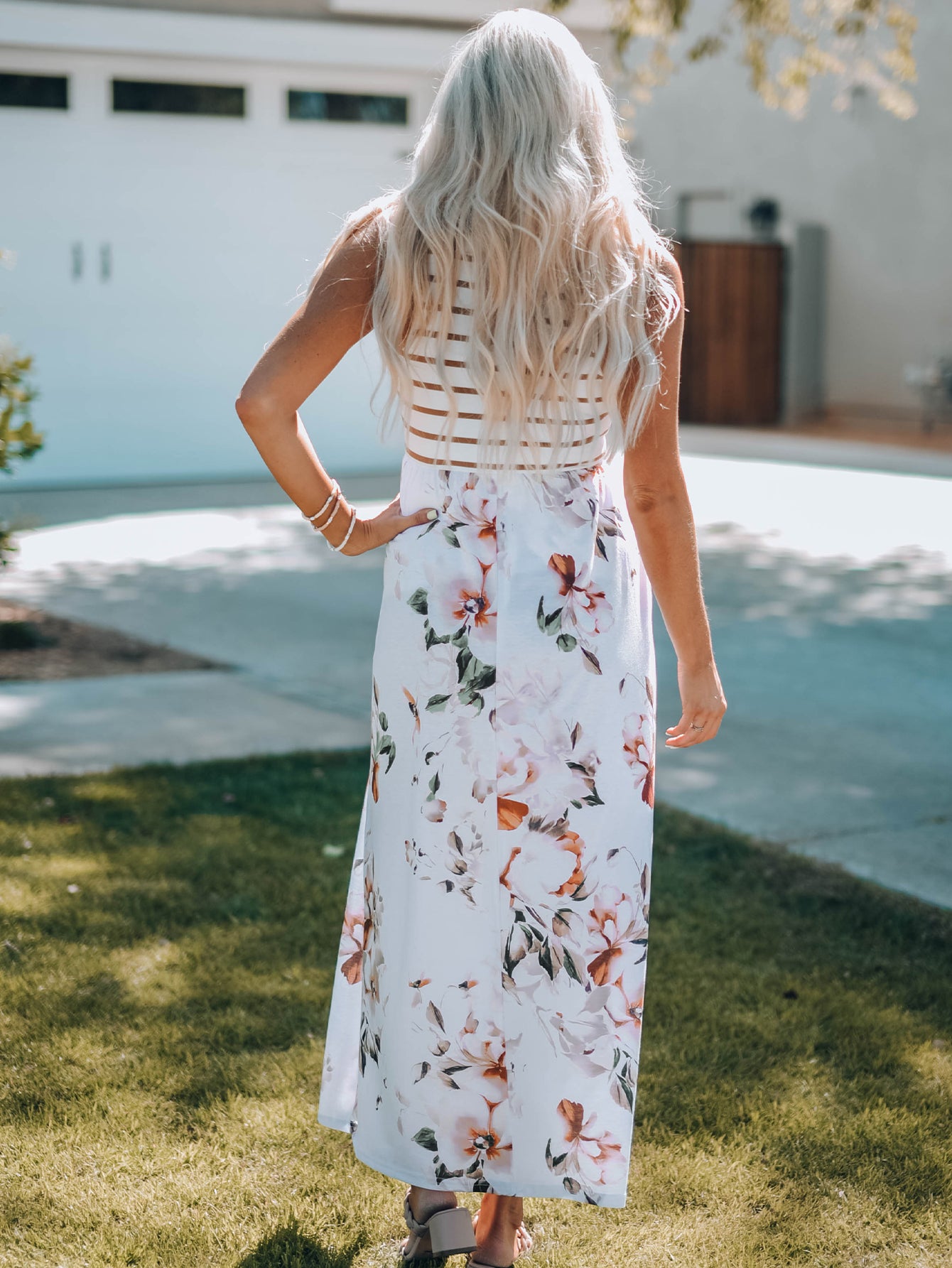 Striped Floral Print Sleeveless Maxi Dress With Pocket | White