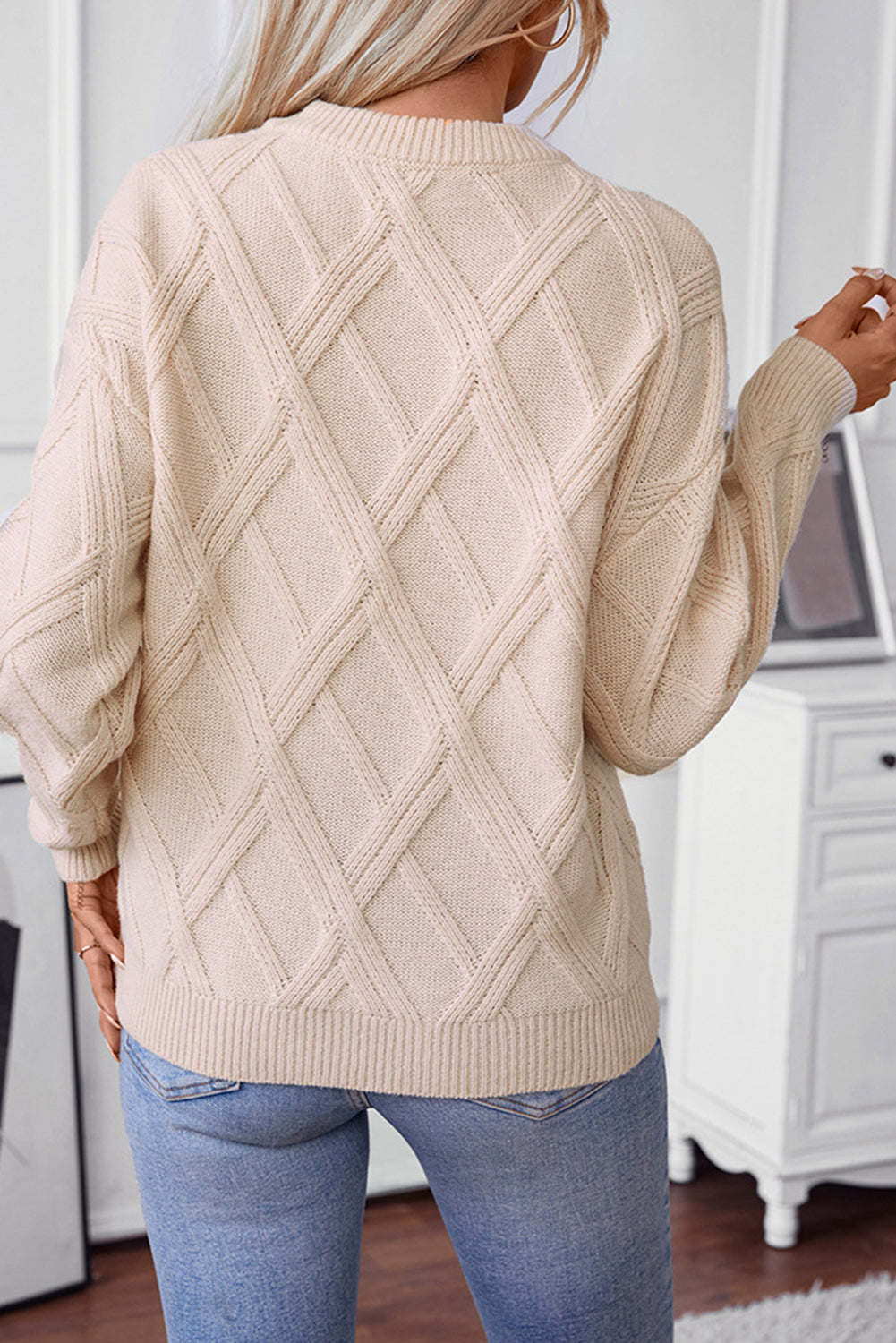 Diamond Pattern Textured Crew Neck Sweater | Apricot