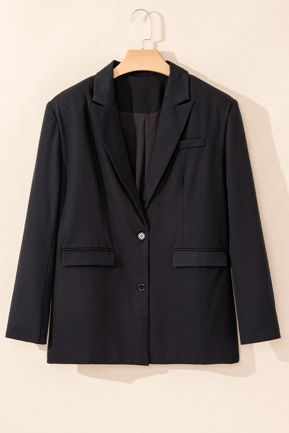 Lapel Flap Pocket Buttoned Blazer | Black