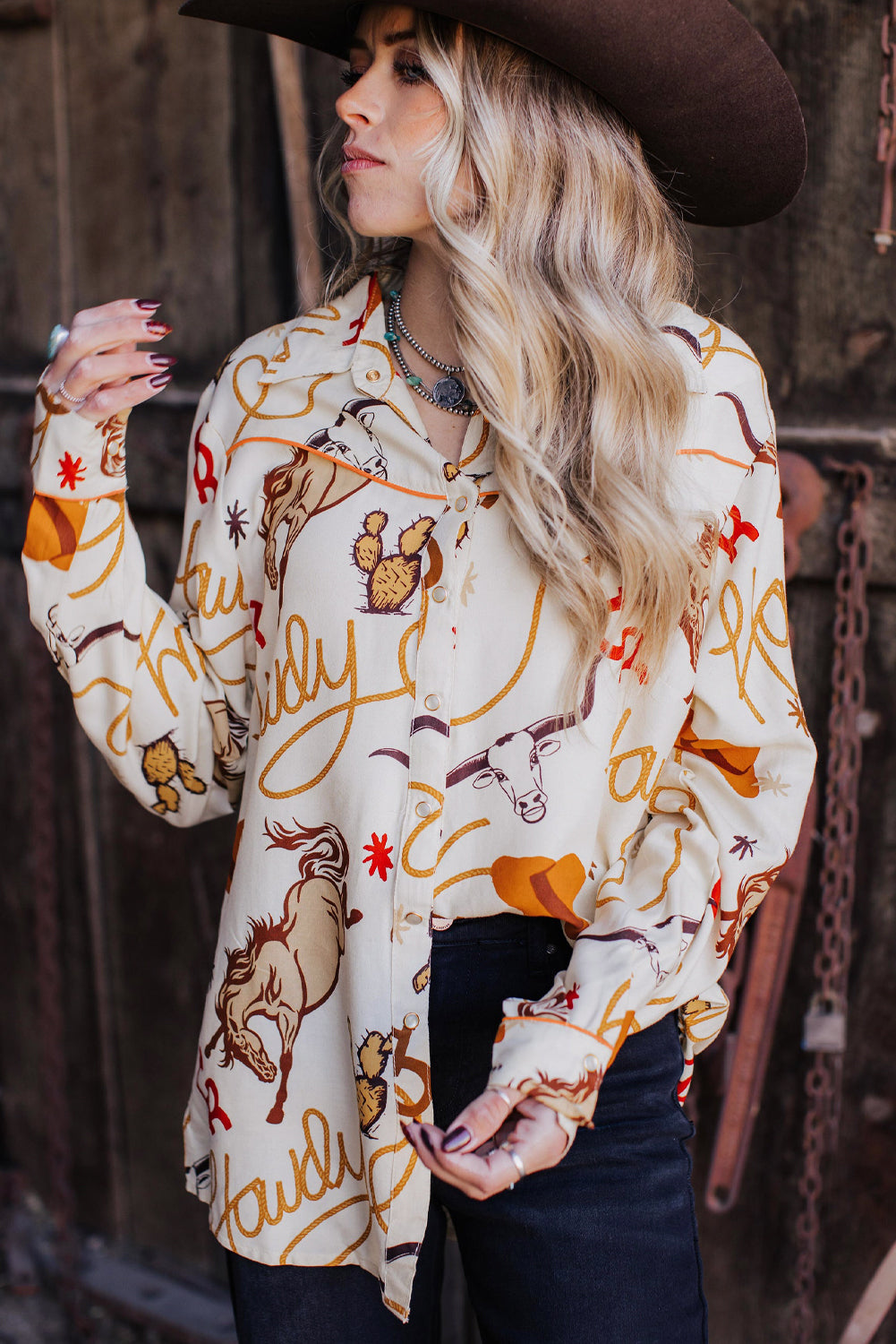 Howdy Western Patterns Button Up Loose Shirt | Beige