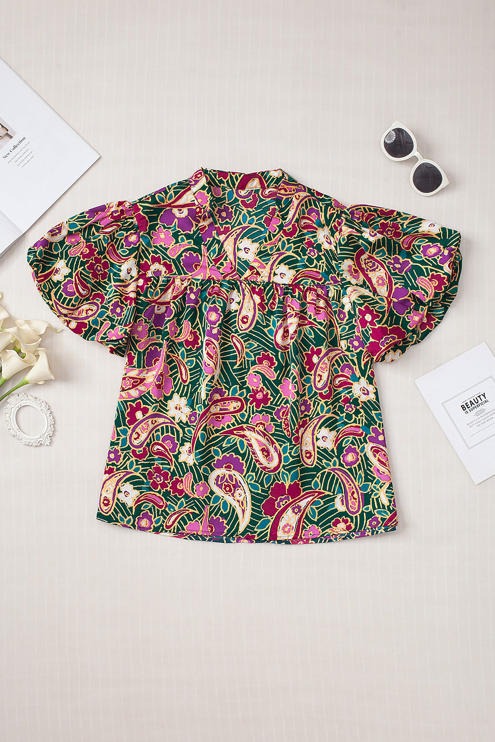 V Neck Short Bubble Sleeve Paisley Blouse | Green